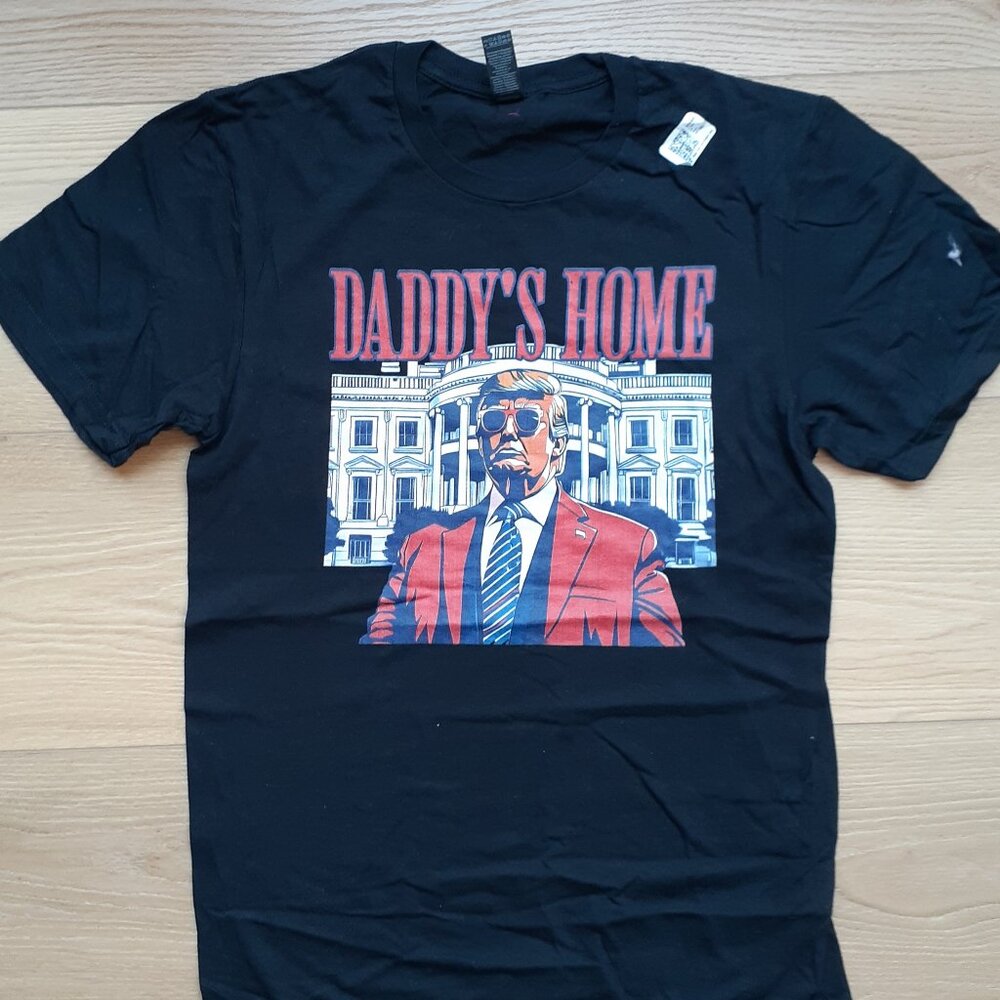 New Small - Daddy's Home - Trump White House - Black T-Shirt
